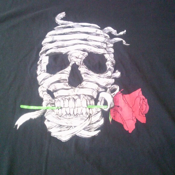 Robert Graham Tshirt with Skull Design and Rose Size 4XL Big&tall DXL - Picture 8 of 9
